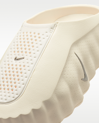 Nike Mind 001 Women's Pregame Mules. Nike.com